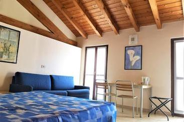هاستل Antica Locanda Il Girasole