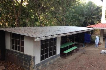 هاستل Hostal El Balsamo