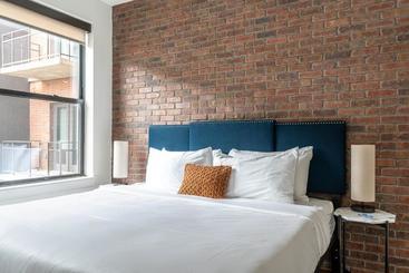 هتل The Guild Uptown | Mckinney Ave