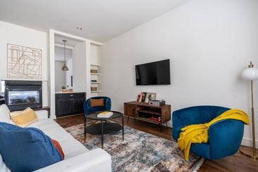 هتل The Guild Uptown | Mckinney Ave