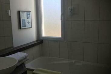 فندق Cap D Ambre