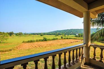 هتل Casa Da Village Calangute Goa