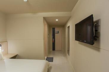 هتل Jinjiang Inn Wulanchabu Jining Railway Station Xingfu Road