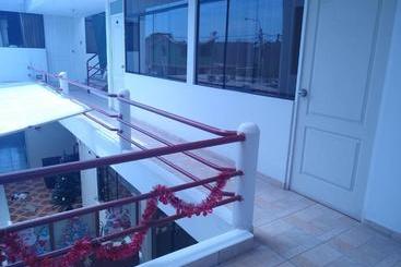 پانسیون Hospedaje Golden Inn
