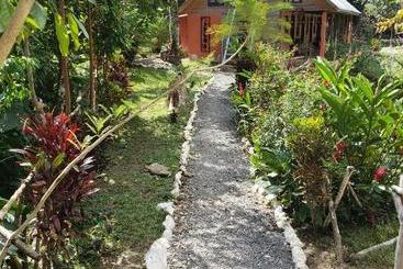 هاستل Aruma Ecohostal