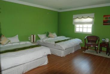 تختخواب و صبحانه Lk Breakfast And Beds