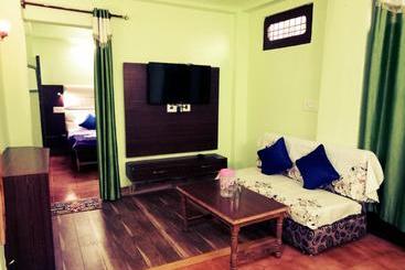 هتل Pause Dwelling Palace