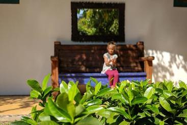 هتل Hacienda Eden