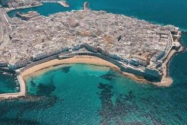 تختخواب و صبحانه Camera Vista Mare Holidayz