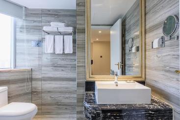 هتل Ramada Encore Wyndham Nanning City Center