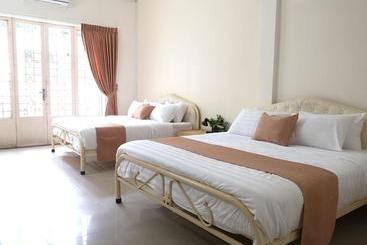 Dutch Hosted B&b, Abc