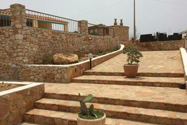 Residence Punta Sottile Lampedusa 150 Mt Dalla Spiaggia Cala Francese