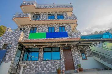 Oyo 265 Hotel Black Stone