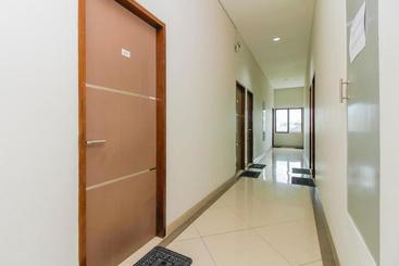 هتل Reddoorz Syariah @ Kampung Bintang