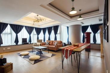 هتل Chengdu Skyline International Apartment