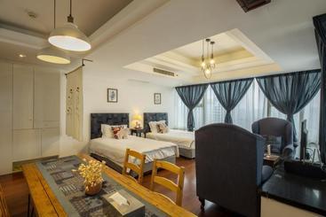 هتل Chengdu Skyline International Apartment