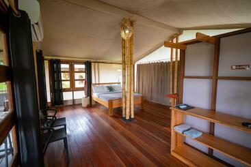 Hotel Houttuyn Wellness River Resort