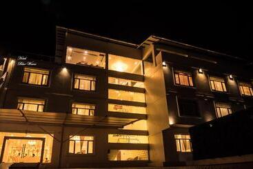 בית מלון כפרי Blue Waves