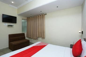 Oyo 10515 Hotel Vishnu Villas