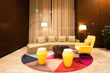 هتل Hampton By Hilton Xiamen City Plaza