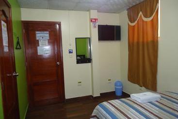پانسیون Hostal Bolívar Inn