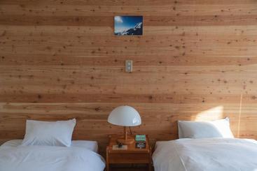 تختخواب و صبحانه Hytter Lakeside Lodge