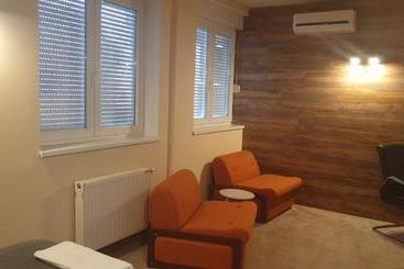 هاستل Vege & Vegan Restaurant And Accommodation