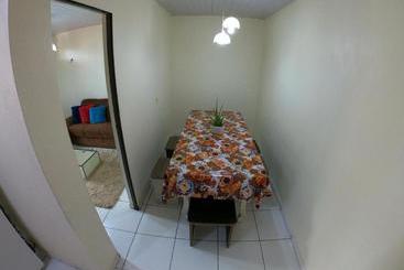 Apiaka Hostel