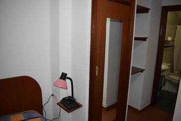 هاستل Residencia Universitaria Reuniver Burjassot
