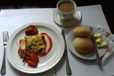 پانسیون Airport Lodge Lungi