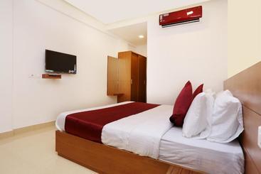 هتل Ayodhya Residency