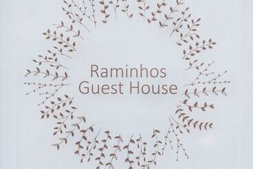 پانسیون Raminhos Guest House