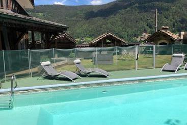 هتل Chalet Starlight