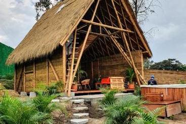 هاستل Samay Glamping Airport