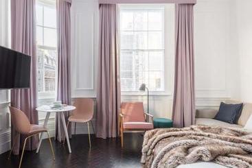 The Moorgate By Cove