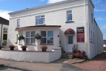 پانسیون Empire Travel Lodge