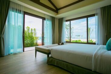 Triple Tree Beach Resort