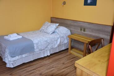 فندق صغير Asói Hostal