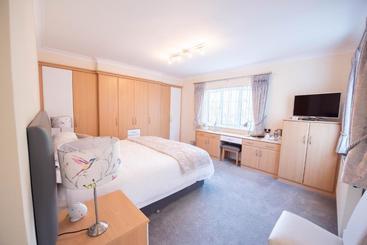Riseden Bed And Breakfast