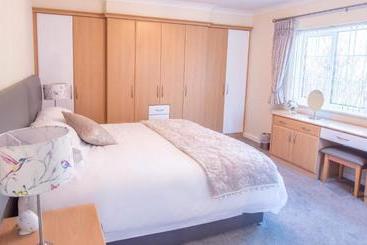 Riseden Bed And Breakfast