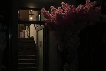 هتل Jongno Juno
