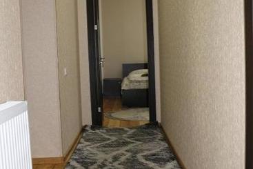 پانسیون Guesthouse Suja