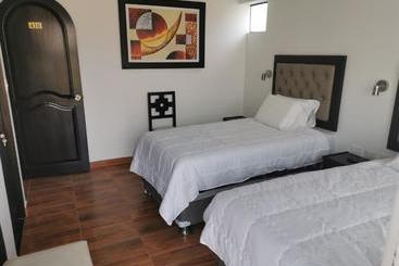 پانسیون Quilla House 2