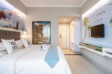 هتل Green Tree Inn Haikou Airpot Shuttle Bus Xiakan Station Shell