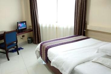 هتل Green Tree Inn Haikou Airpot Shuttle Bus Xiakan Station Shell