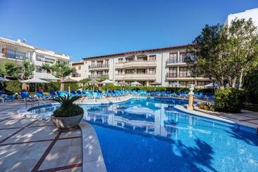 Apartamentos Can Denga