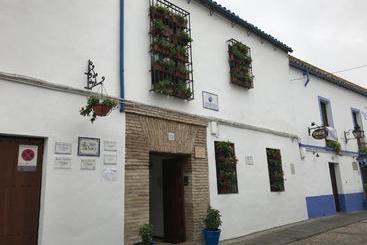 پانسیون Casa Longa