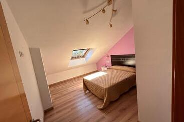 پانسیون Hostal Restaurante Vial