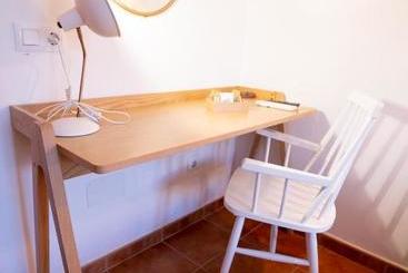 پانسیون Hostal Sa Posada Set Cales