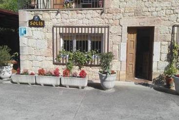 Pensión Solís